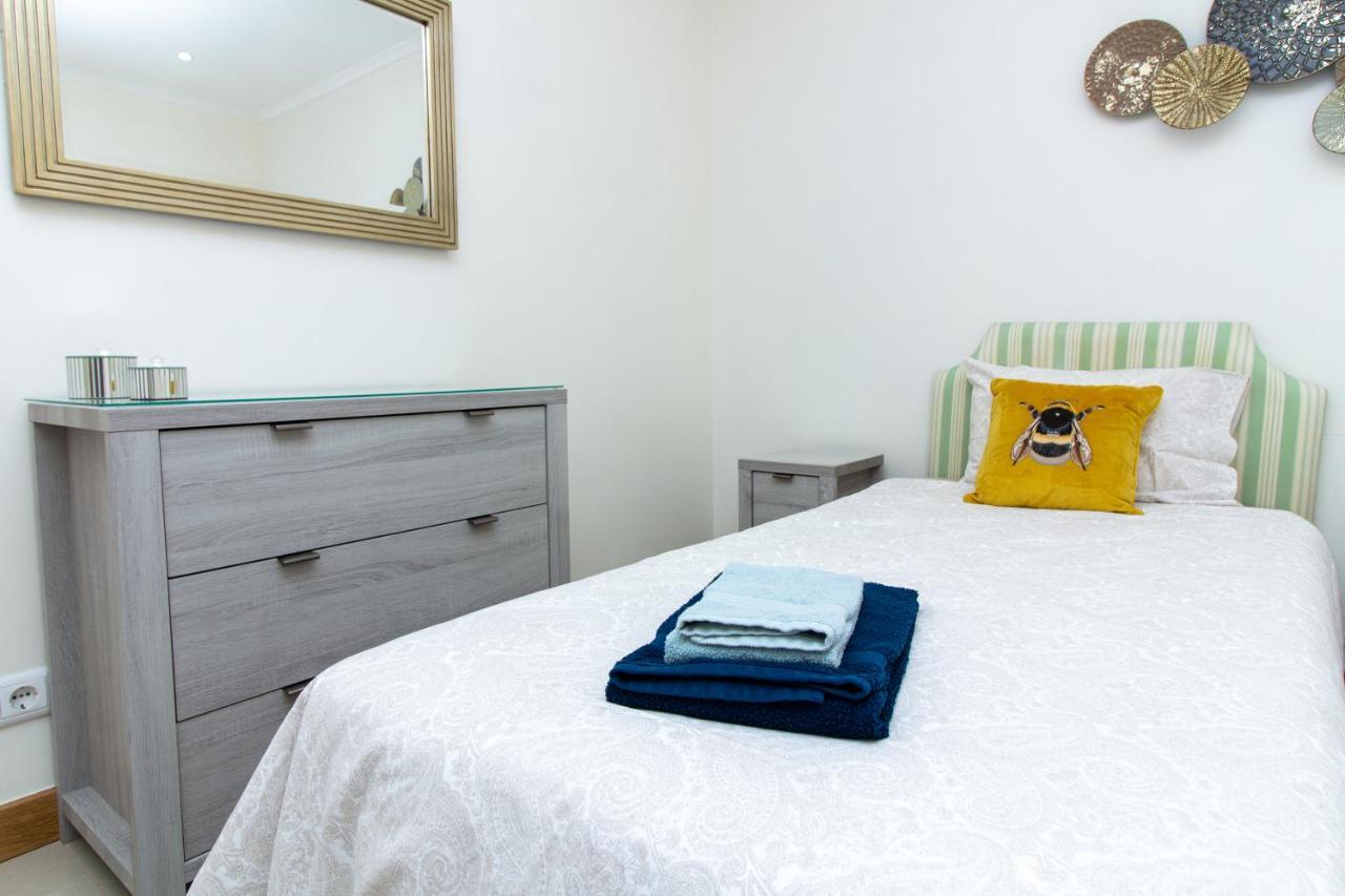 אלבופיירה Bay View Modern Apartment מראה חיצוני תמונה